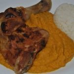 pollo asado con salsa de mostaza y verduras al horno
