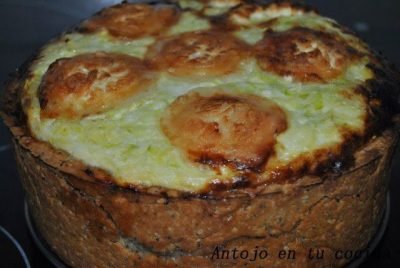 Tarta crujiente de calabacín y queso de cabra