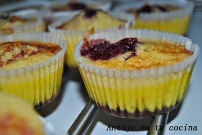 Jugosas mini-tartitas de limón y moras