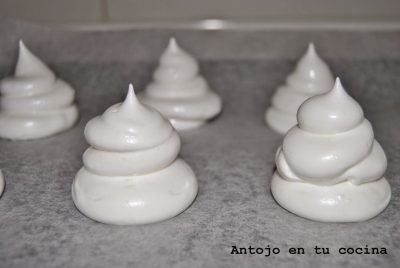 Fantasmas de merengue, receta de Halloween