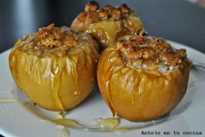 Manzanas asadas rellenas de cheesecake