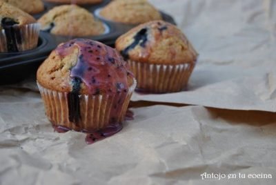 Muffins de arándanos y té earl grey