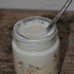 Yogur casero con dátiles