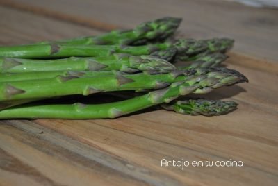 Cómo limpiar y cocinar ESPARRAGOS VERDES Trigueros o Silvestres