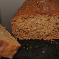 bizcocho de calabacín y cardamomo muy jugoso y aromático