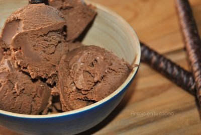 Helado de chocolate negro muy cremoso {con y sin heladera}