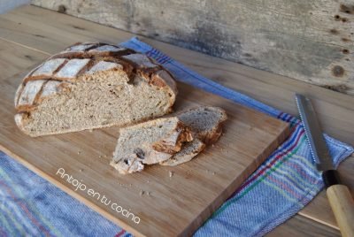 Pan de espelta con nueces {muy fácil, sin amasado}