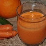 Zumo de naranja y zanahoria con jengibre