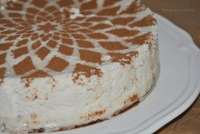 Tarta fría de horchata ¡postre fácil sin horno!