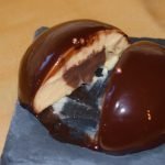 semiesfera mousse de turrón y chocolate