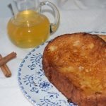 torrijas de nata con almíbar de miel muy jugosas