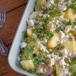 Ensalada fría de patata y queso feta, receta fácil y rápida