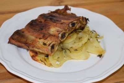 Costillas de cerdo al horno Muy Tiernas con patata panadera