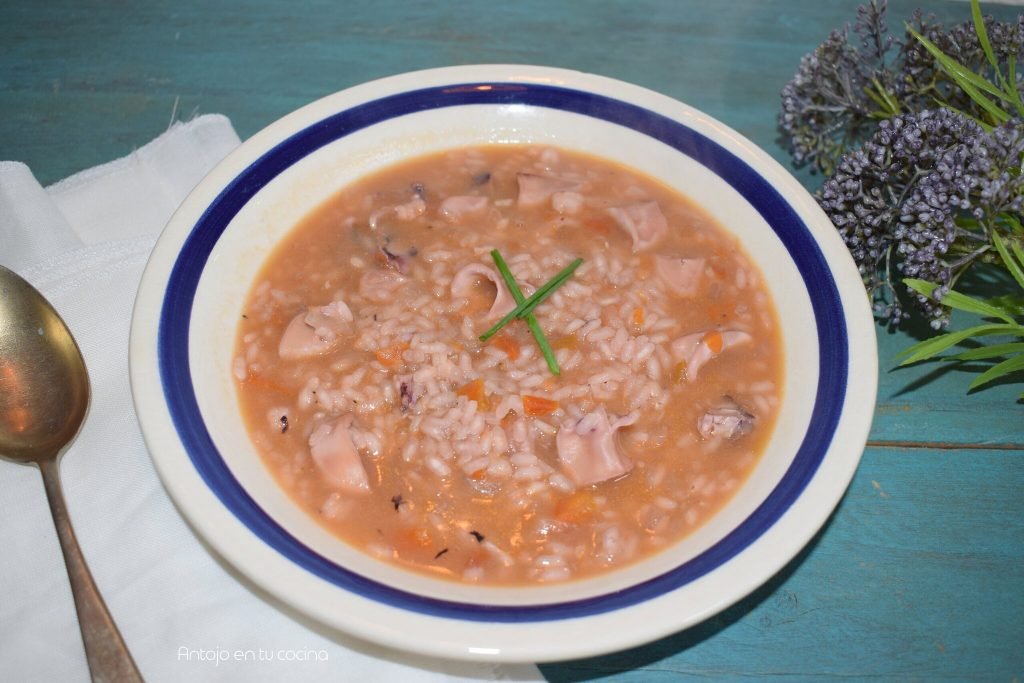 Arroz meloso con calamares FÁCIL y RÁPIDO