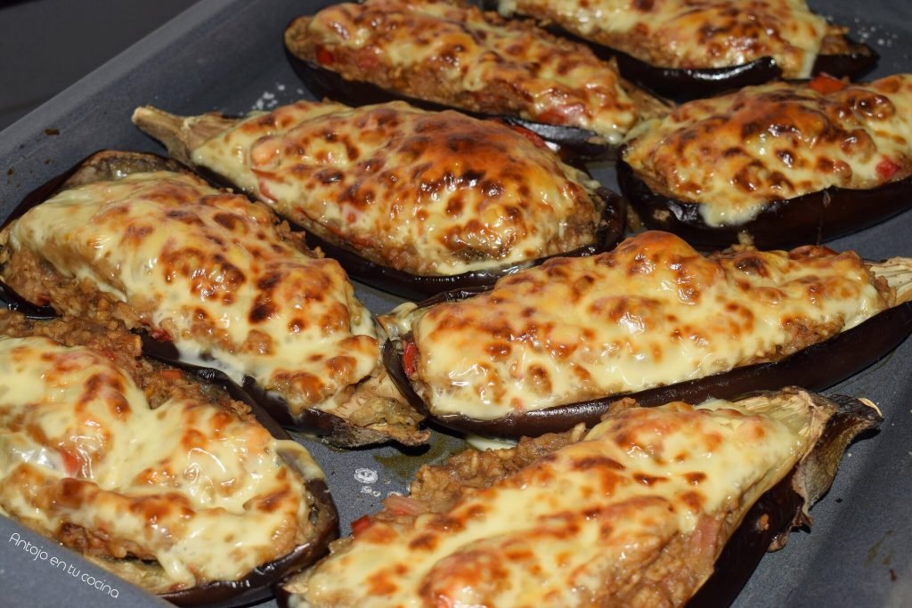 Berenjenas rellenas de arroz, receta fácil y saludable