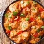 Pollo con salsa de cacahuetes, receta Africana