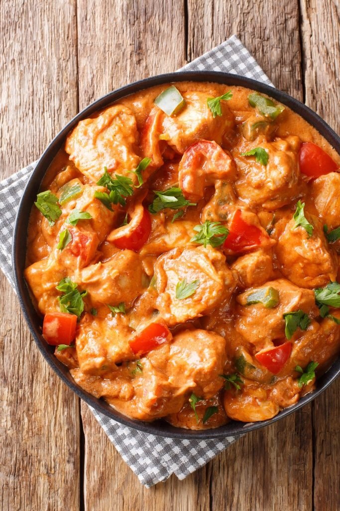 Pollo con salsa de cacahuetes, receta Africana 