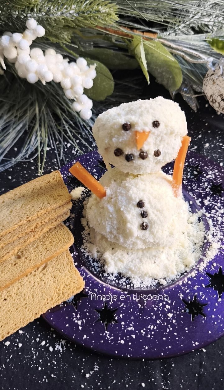 Muñeco de Nieve de Queso Crema: El Aperitivo Perfecto para Navidad
