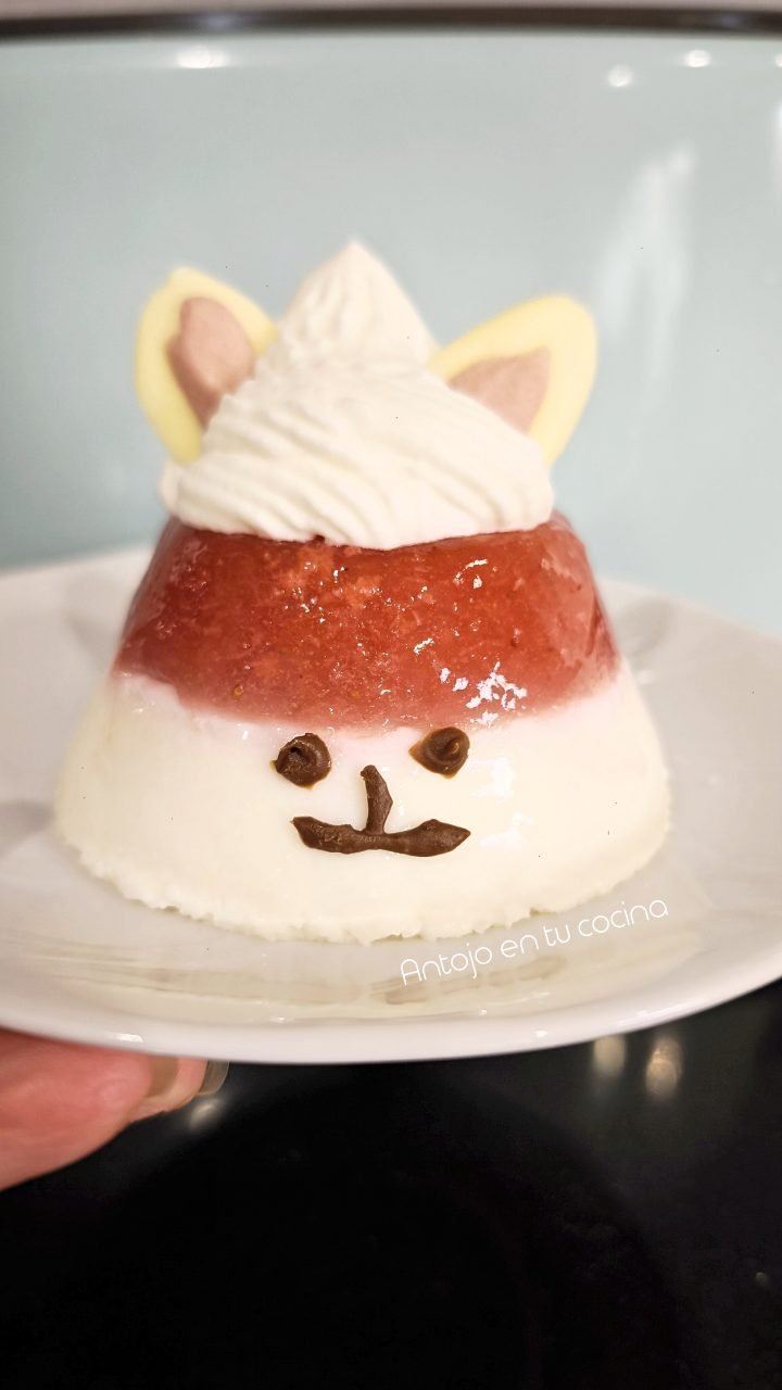 Cómo hacer GELATINA DE COCO Y FRESAS frescas de forma fácil y rápida ¡SUPER CREMOSA!