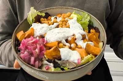 Ensalada con garbanzos y boniato. Saludable, Fácil y Nutritiva