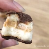 Bombones helados saludables en 5 minutos (con solo 3 ingredientes)