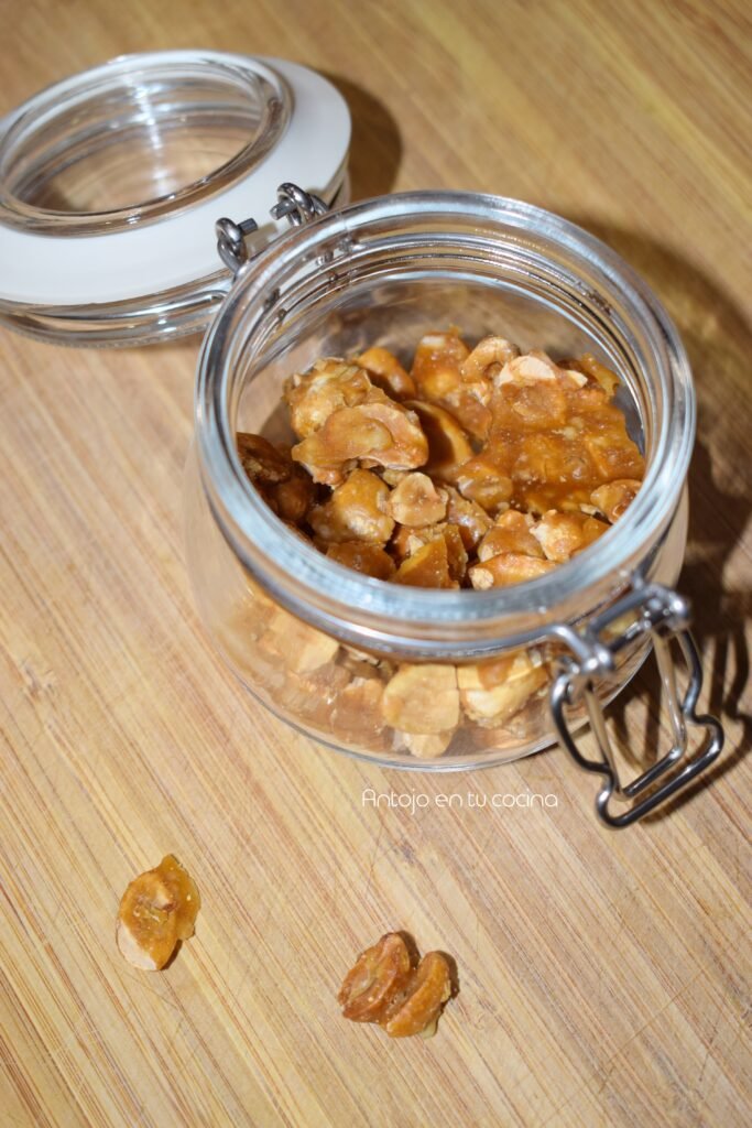 Cacahuetes caramelizados caseros: receta fácil y deliciosa