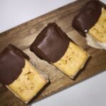 Sándwiches de helado caseros SIN HELADERA: con galletas, yogur, mermelada y crema de cacahuete
