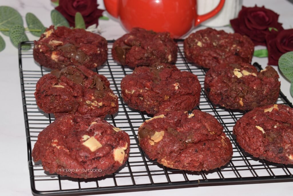 Galletas Red Velvet: suaves, intensas y con doble chocolate